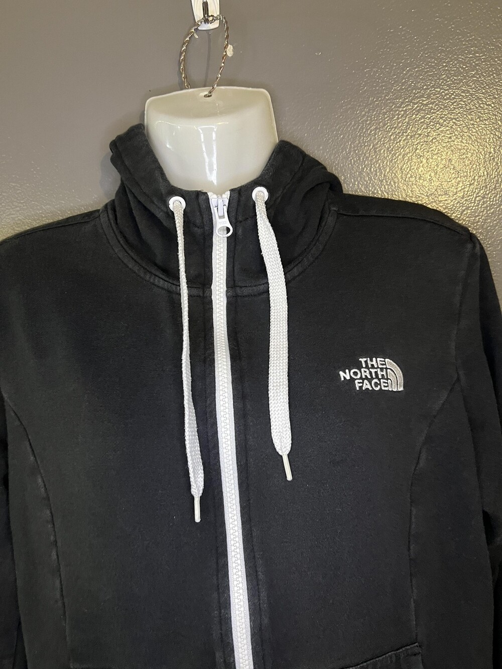 The North Face Hoodie Womens Medium Black Full Zip High Neck Fleece Logo Pockets